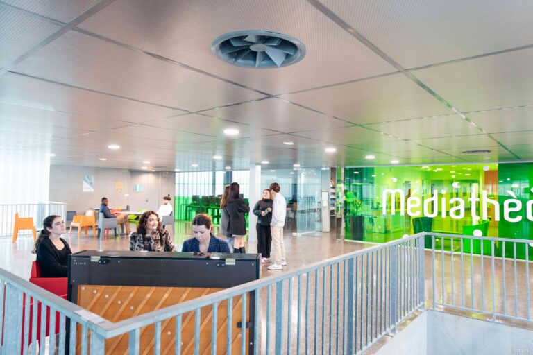 Bruz Campus Rennes Mediatheque Apprenants